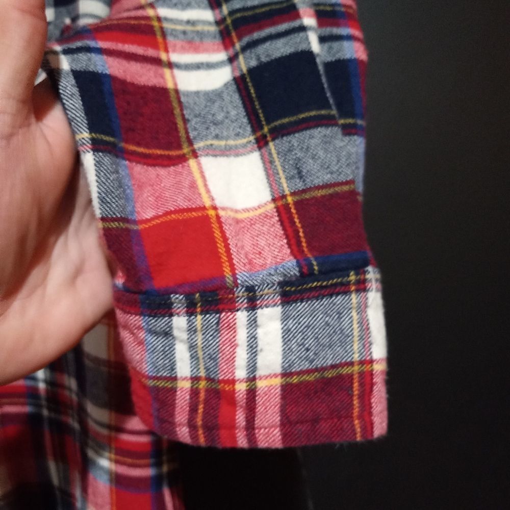 Richie Le Collection Flannel  - Picture 5 of 8